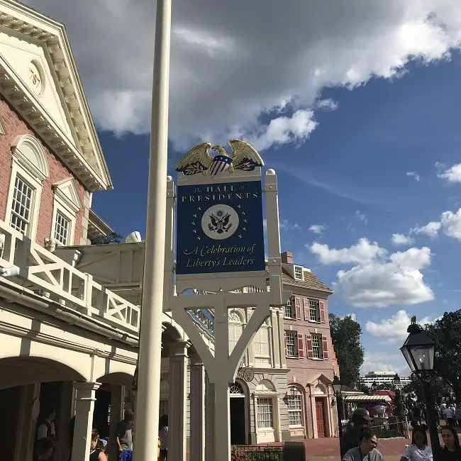 One of our Magic Kingdom Tips is to not ignore show attractions like the Hall of Presidents