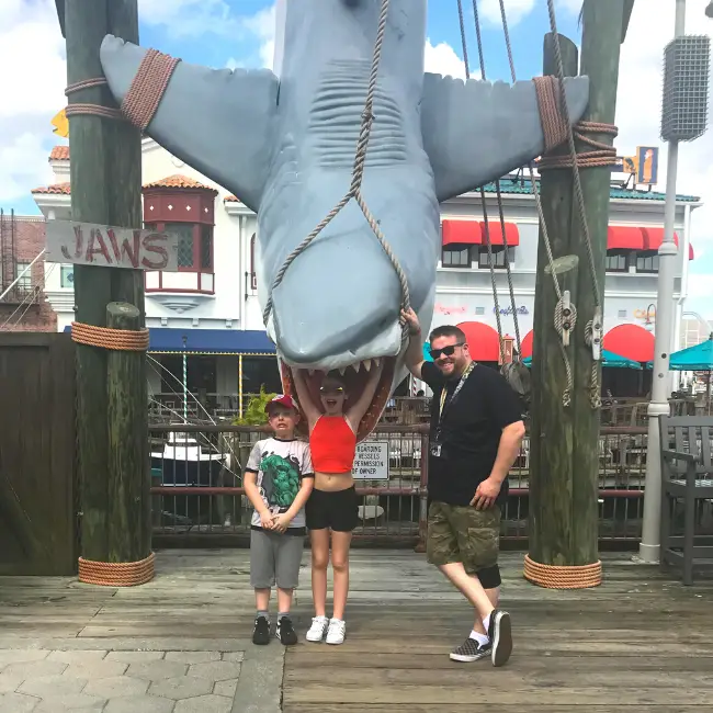 Jaws photo opportunity at Universal Studios
