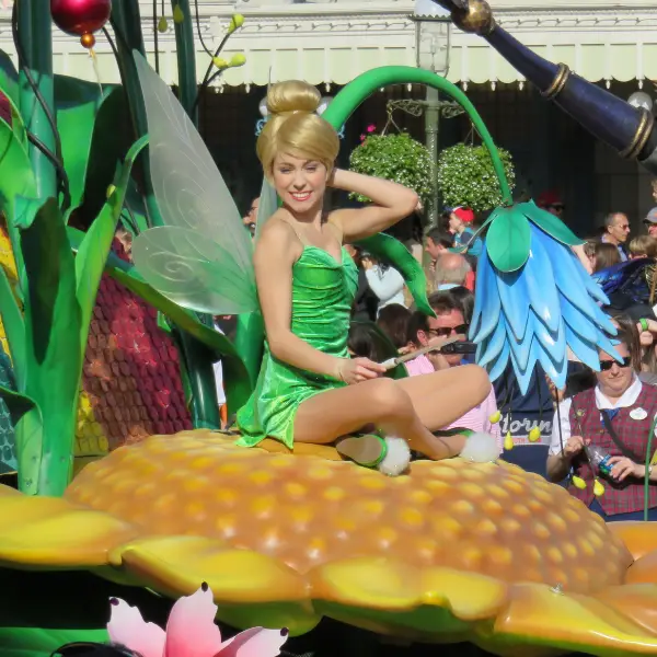 Tinkerbell has specific Disney Character Height Requirements