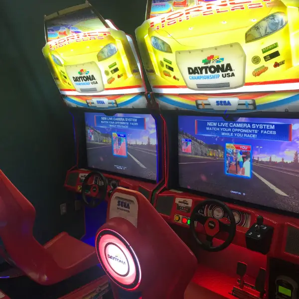 Daytona Championship USA arcade game