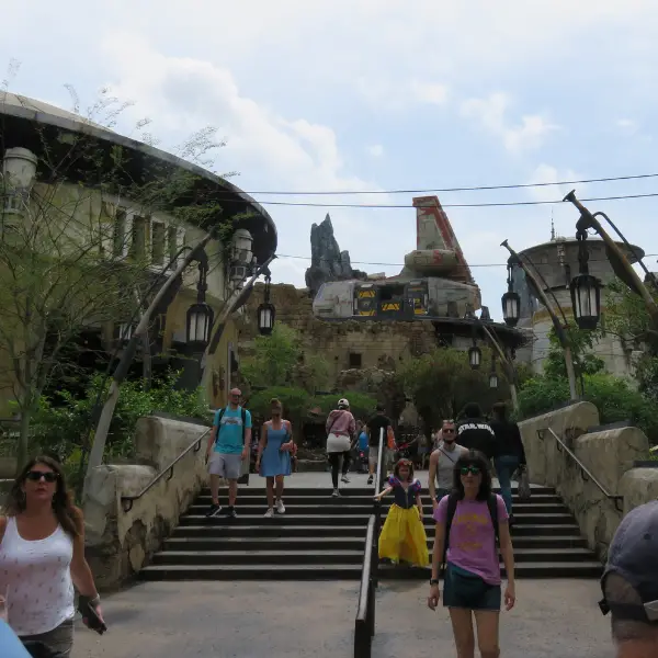 Star Wars galaxy's Edge is a wonderful experience for Star Wars fans