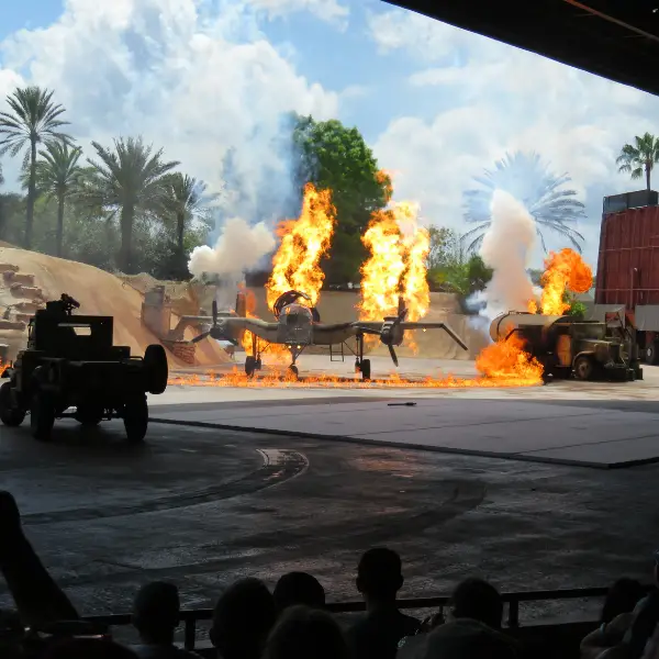 Indiana Jones Stunt Spectacular Explosions