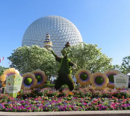 The Epcot Flower and Garden Festival attracts high crowd levels especially at weekends and at the start of the festival.