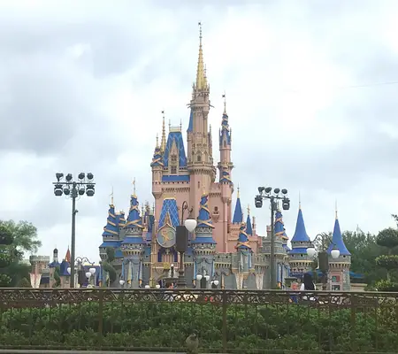 Cinderella-Castle in the Magic Kingdom theme park at Disney World