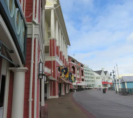 Disneys-Boardwalk-Main-Area