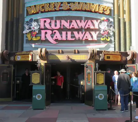 Mickey and Minnie's Runaway Railway Motion Sickness